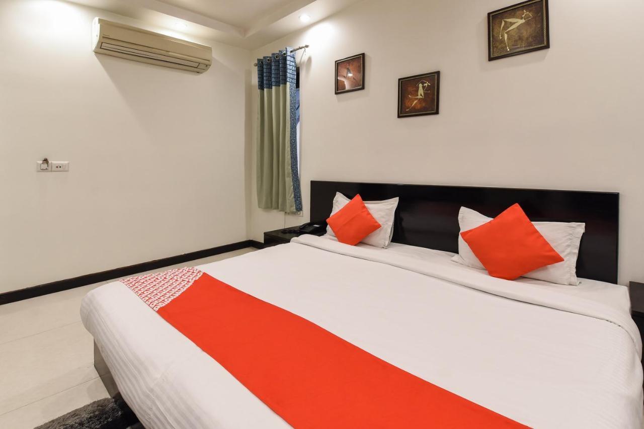 Oyo Flagship 18940 Hotel Swathi New Delhi Extérieur photo
