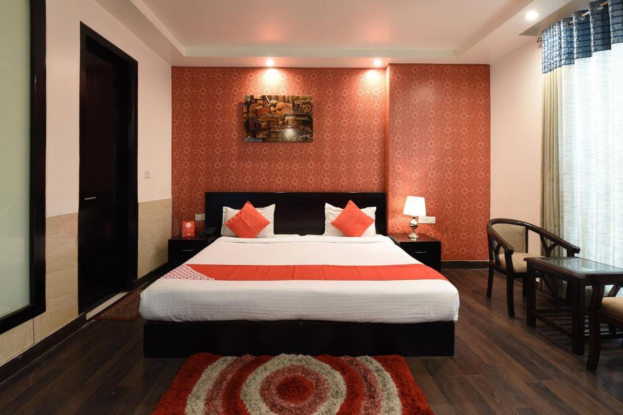 Oyo Flagship 18940 Hotel Swathi New Delhi Extérieur photo
